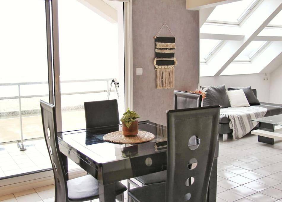 Appartement entier, Two-Bedroom Apartment in Binic, Côte de Goëlo