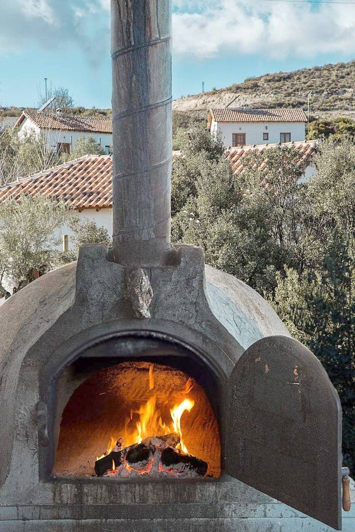 Chalet para 9 personas, con piscina además de jardín y vistas al lago en Alhama - 3