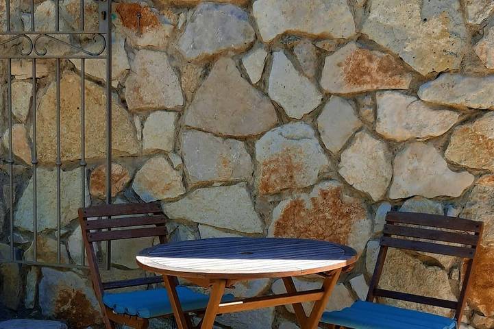 Location de vacances pour 2 personnes, avec jardin à Aups - 4