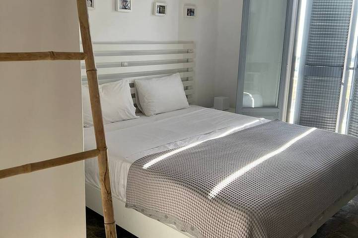 Villa Meraki in Agkairia, Paros