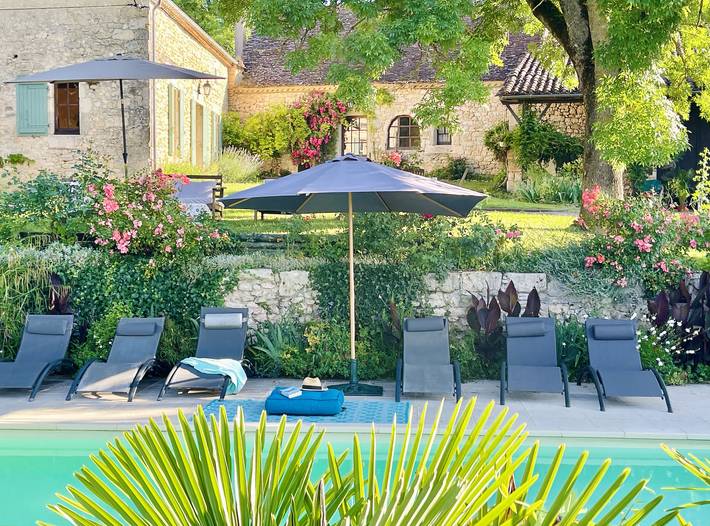 Gîte pour 6 personnes, avec piscine