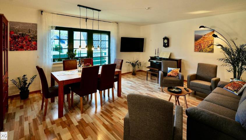 Appartement de vacances entier, Appartement, douche et baignoire, Wc, 3 chambres in Ahrweiler, Bad Neuenahr-Ahrweiler