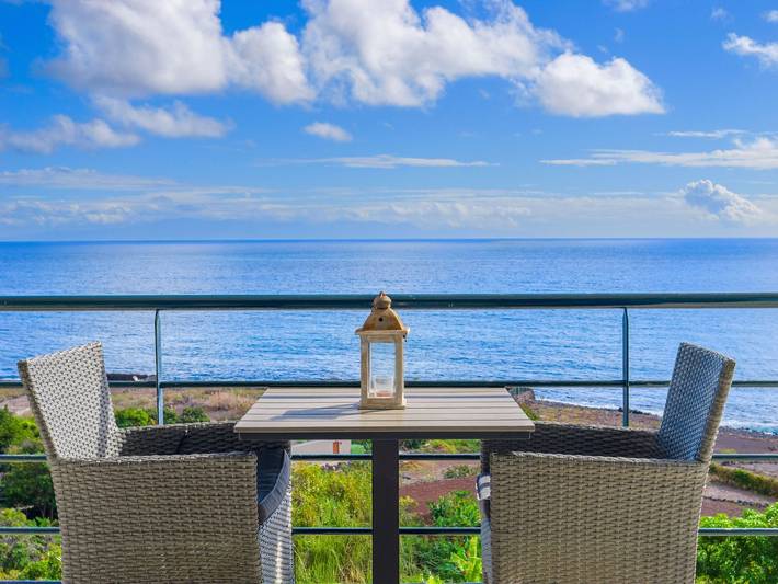 Casa de vacaciones para 6 personas, con balcón y piscina en Anaga