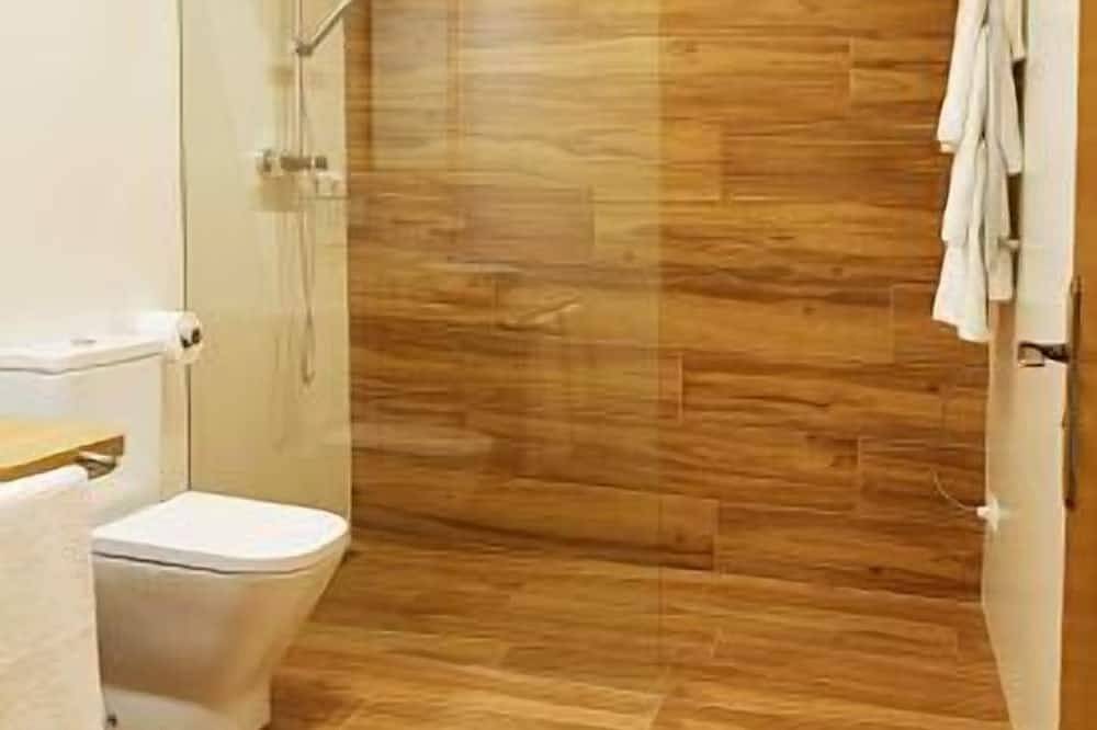 Oferta: Casa rural en exclusiva con gran jardín, piscina espectacular y spa. in Gurb, Provincia de Barcelona