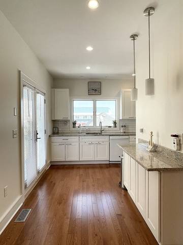 Vacation House for 8 Guests in Sea Bright, Jersey Shore, Picture 3