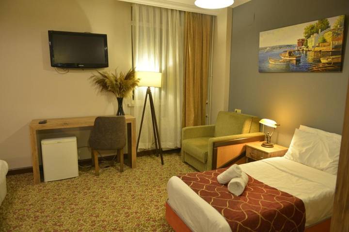 Hotel para 4 personas - 1