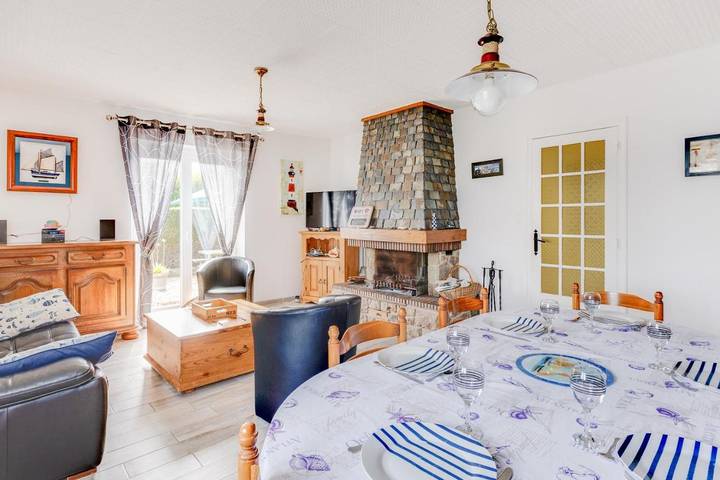 Location de vacances pour 6 personnes, avec jardin dans Loguivy de la Mer - 2