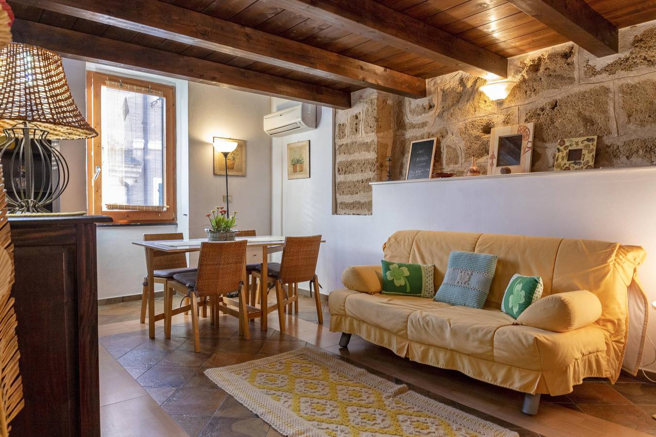 Ganze Wohnung, Ferienwohnung "Emerald Top in Old Town by Sea" mit Klimaanlage & Wlan in Alghero, Sassari Provinz