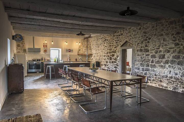 Gîte pour 10 personnes, avec piscine à Balazuc - 2