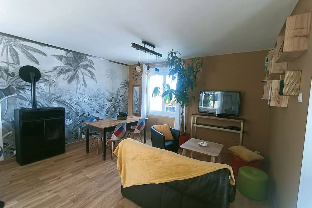 Maison Avec Jardin Proche Centre Ville, 15 min de la Plage, 25 min de Brest in Lesneven, Región de Brest