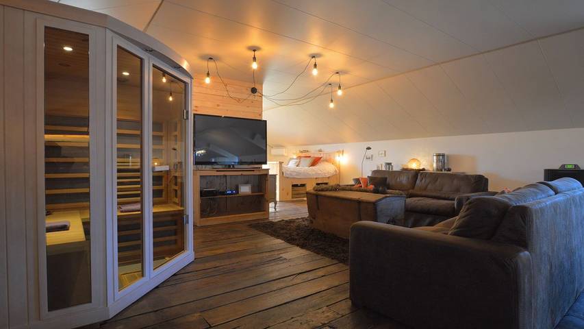 Location de vacances pour 2 personnes, avec sauna et jacuzzi ainsi que jardin et piscine à Theux - 3