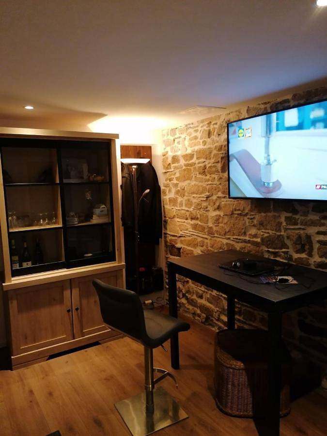 Location de vacances pour 5 personnes, avec terrasse à Bains-sur-Oust - 2