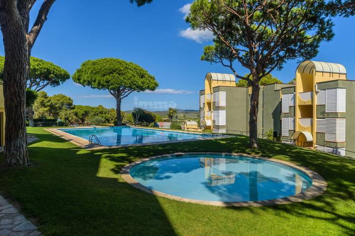 Ferienwohnung für 5 Personen, mit Terrasse und Pool in Palafrugell