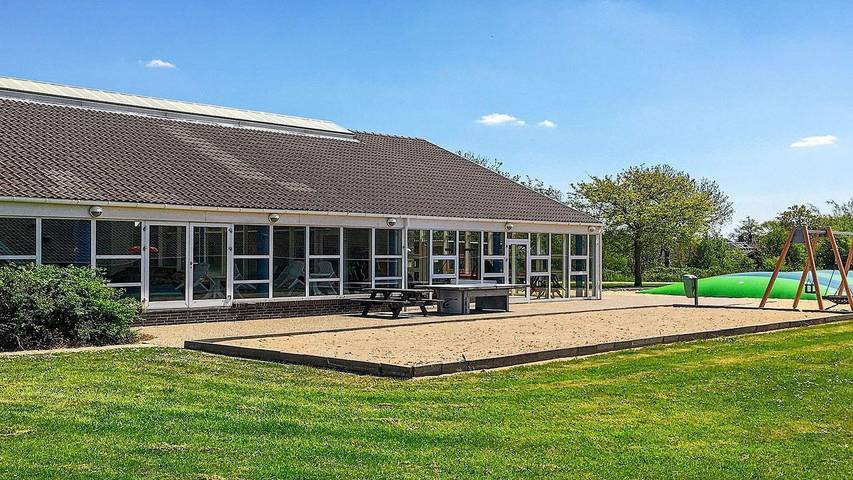 Ferienhaus für 6 Personen, mit Pool und Sauna sowie Terrasse in Bork Havn