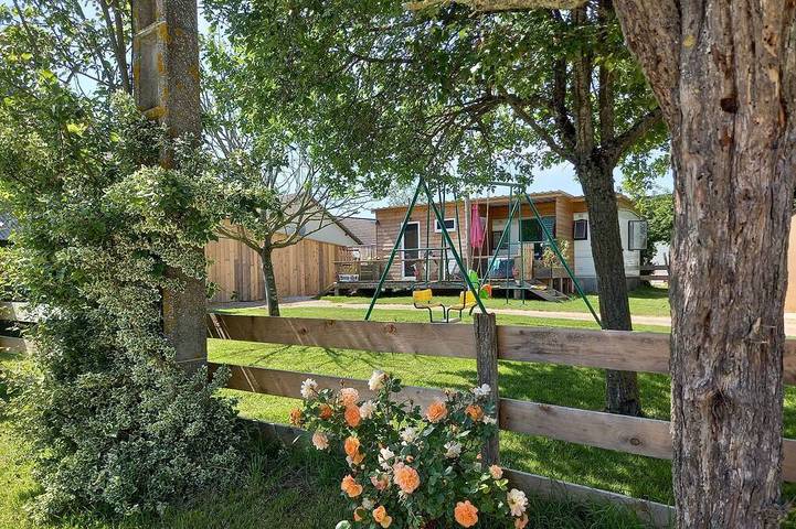 Location de vacances pour 4 personnes, avec Balcon à Yèvres