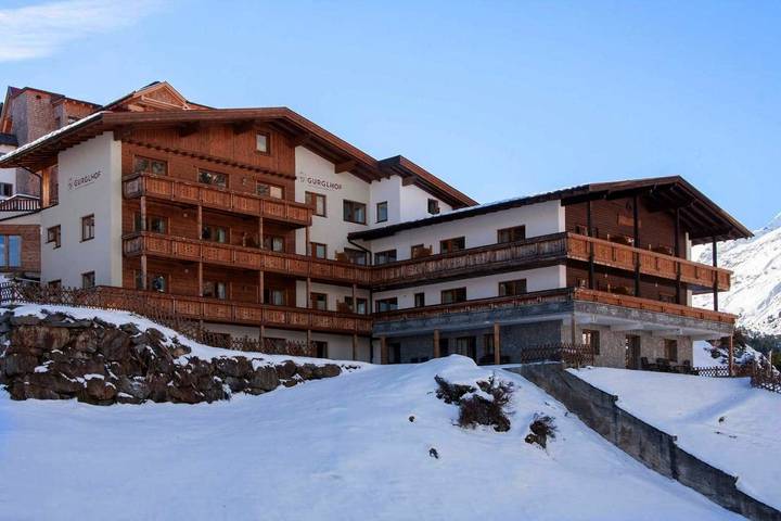 Ferienhaus für 8 Personen, mit Terrasse und Sauna sowie Ausblick in Obergurgl