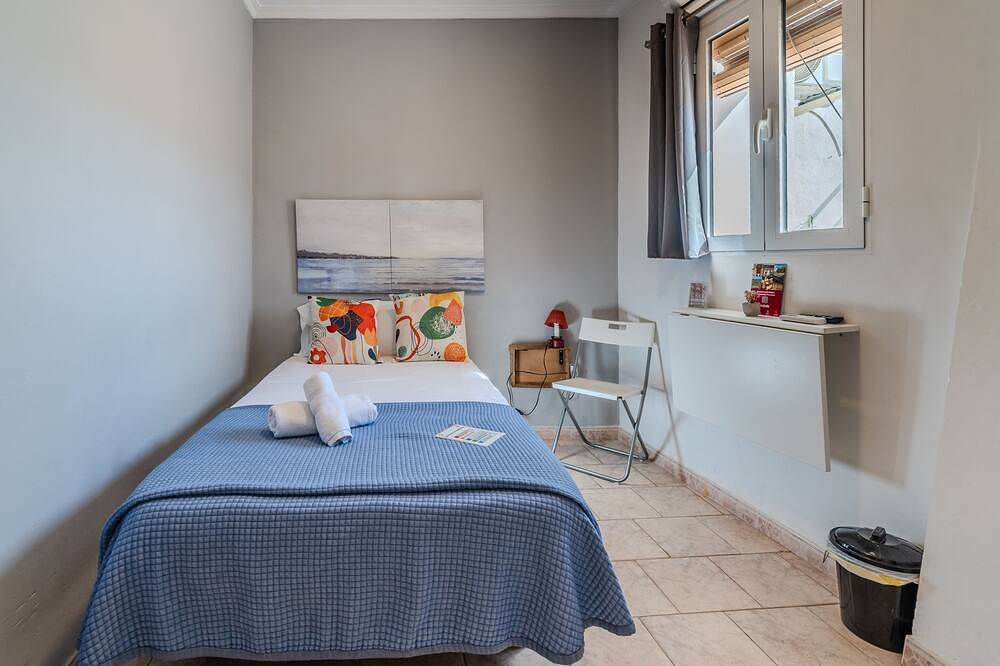 Einzelzimmer-Einfach-Eigenes Badezimmer in Distrito Centro (Córdoba), Cordoba