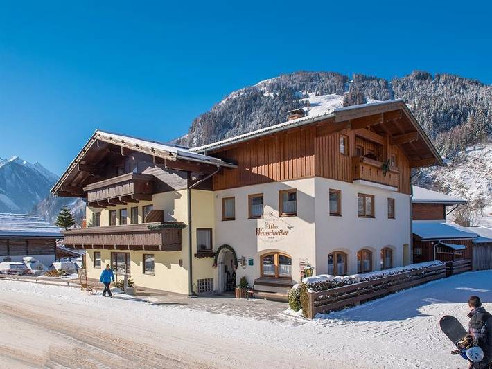 Pension für 3 Personen, mit Balkon und Terrasse sowie Garten und Pool