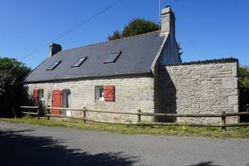 Gîte pour 5 personnes, avec jardin et terrasse à Plomeur