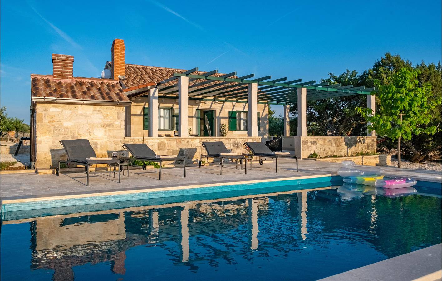 Ferienhaus für 5 Personen mit Terrasse in Pucisca, Brac