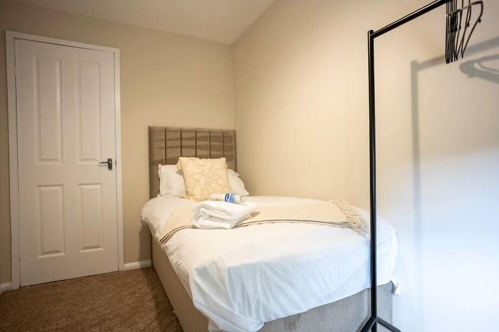 Contractor Stay By Caledonia Luxe Stays Livingston in Livingston, West Lothian