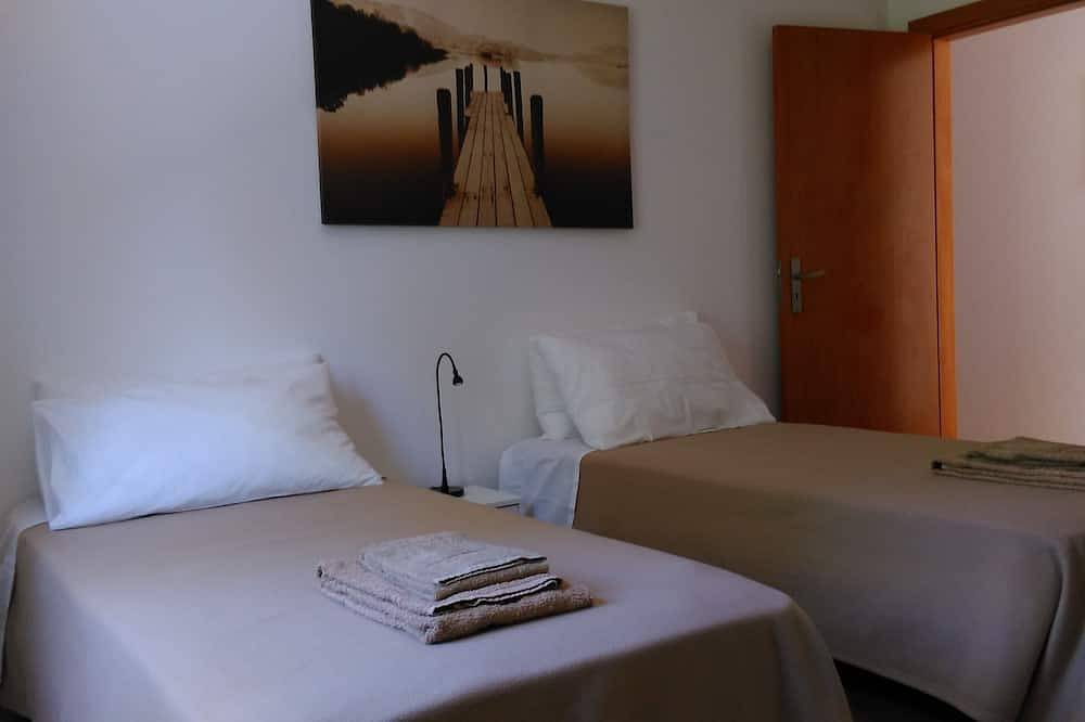 Große Modern Luxury Villa mit 3 Schlafzimmern in Vale da Telha in Arrifana, Aljezur