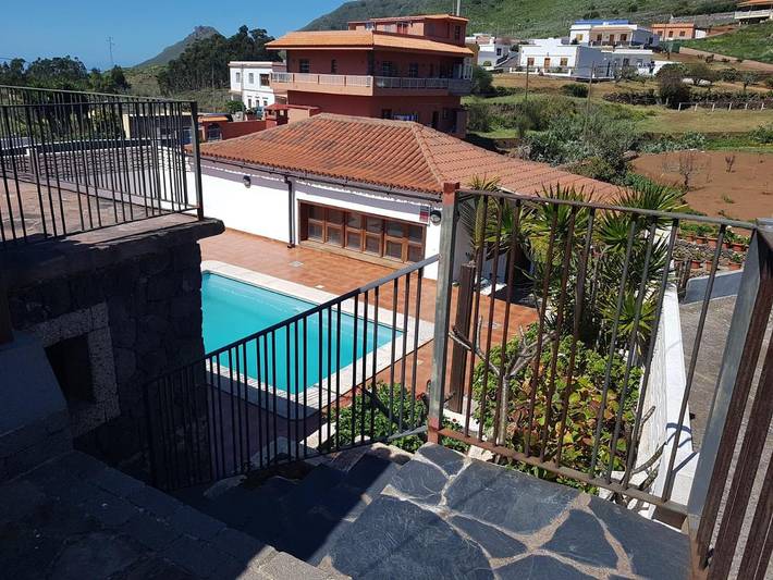 Apartamento para 12 personas, con Balcón y Terraza además de Jardín y Piscina en Tegueste