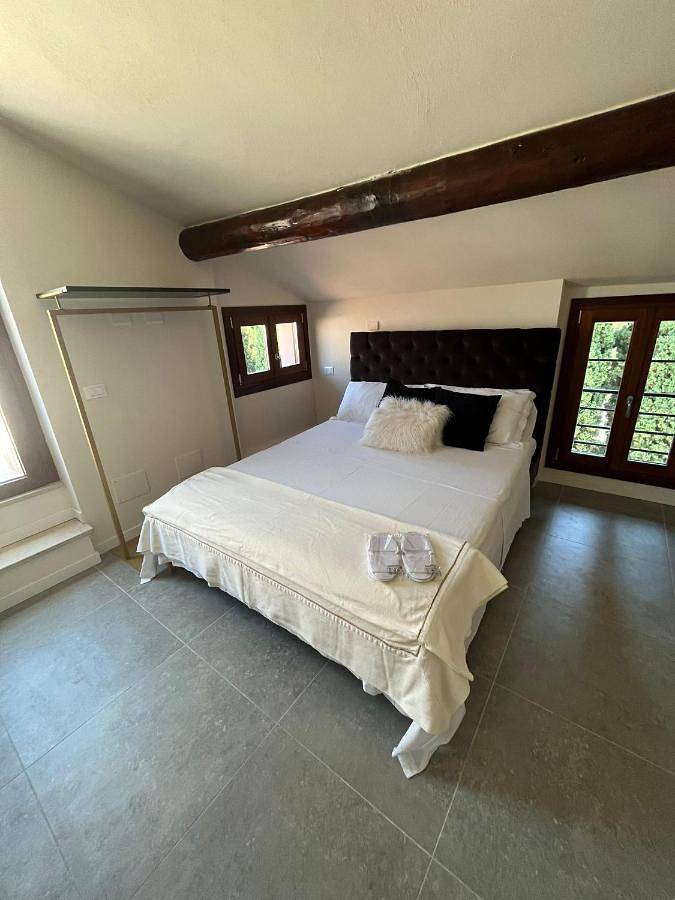 Prestige Sirmione Via Antiche Mura in Sirmione, Gardasee-Berge