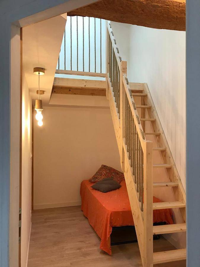 Gîte pour 5 personnes, avec vue à Ouroux - 2