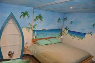 Chambre d’hôte pour 2 personnes, avec jardin et sauna ainsi que jacuzzi et piscine à Coupéville