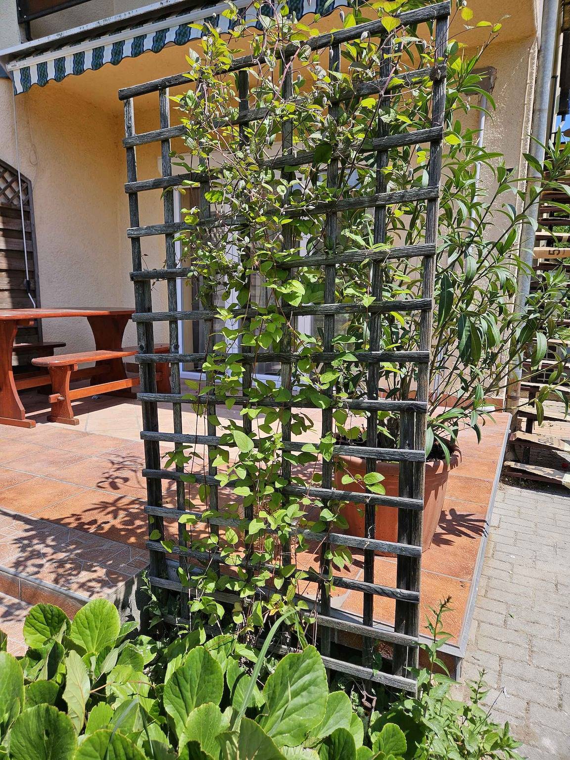 Ganze Ferienwohnung, Ferienwohnung 300 m vom Balaton mit Klimaanlage  in Balatonföldvar, Plattensee Südufer