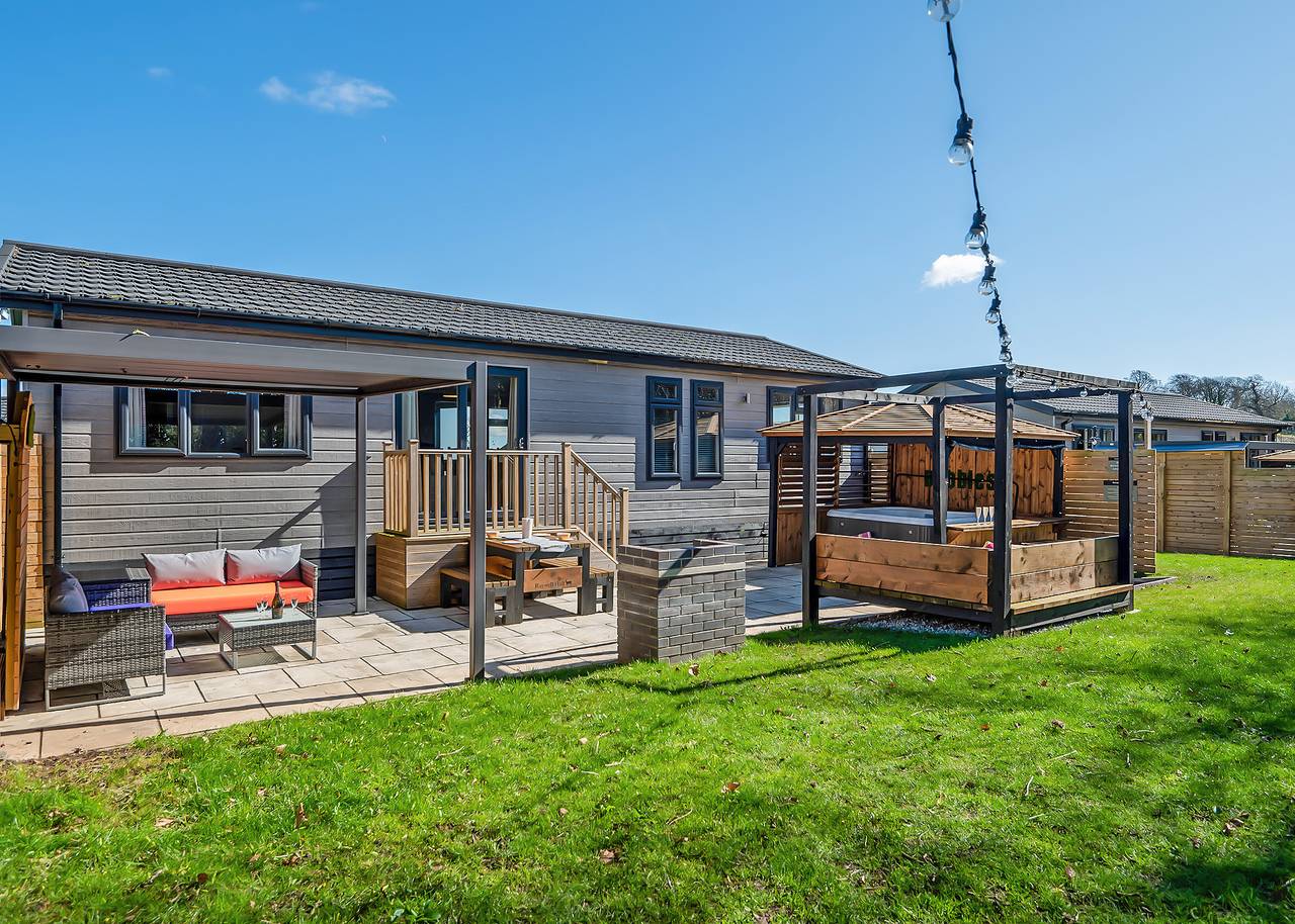 Spa Ovation in Skidby, East Riding of Yorkshire