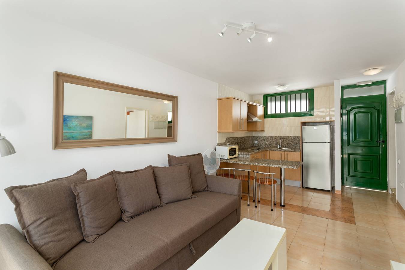 Ganze Wohnung, Ferienwohnung 'Apartamento Yumbo Centro' mit Gemeinschaftspool, privatem Balkon und Wi-Fi in Maspalomas, San Bartolomé de Tirajana