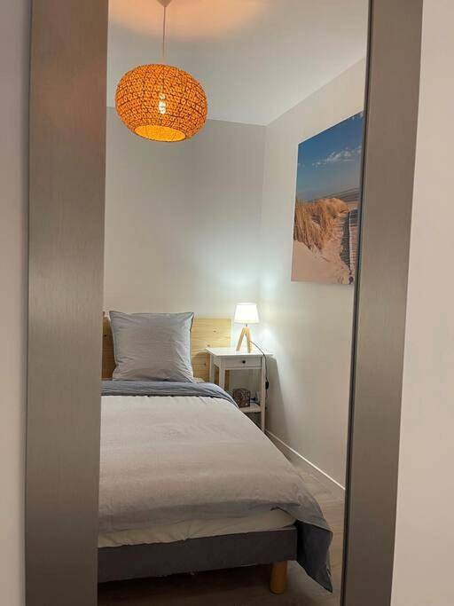 Appartement entier, Harmonieux T2 en centre-ville - accessible à pied in La Ferté-Gaucher, Seine-et-Marne