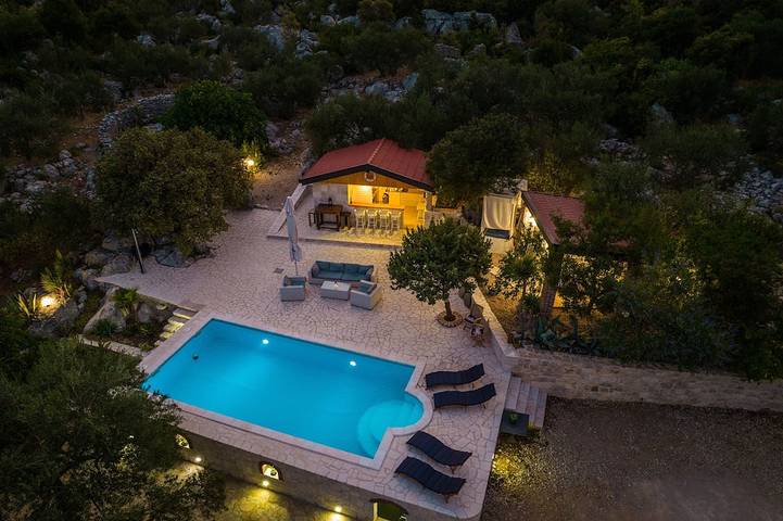 Ferienhaus für 6 Personen, mit Whirlpool und Garten - 1