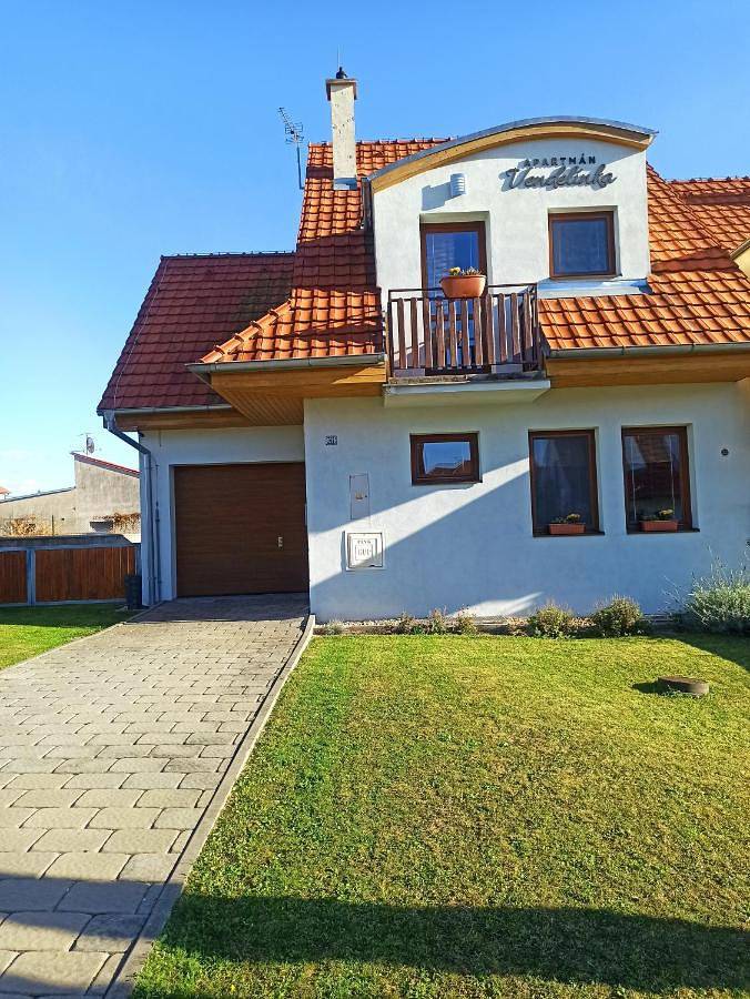 Ferienwohnung für 10 Personen, mit Ausblick und Garten sowie Pool - 1