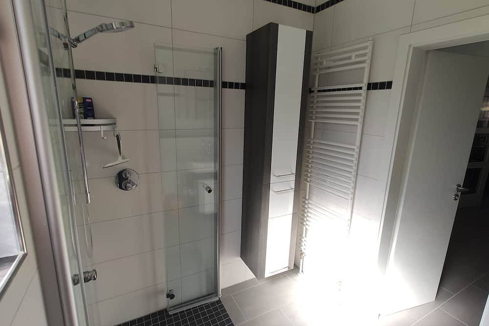Ganze Wohnung, Ferienwohnung  zur \"Oberen Burg\" in Rheinbreitbach, Mittelrhein