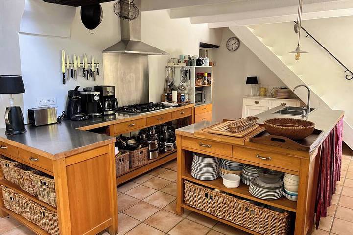 Gîte pour 10 personnes, avec jardin à Roche-Saint-Secret-Béconne - 3