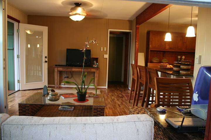 Vacation rental for 6 people, with terrace and yard in Haleiwa