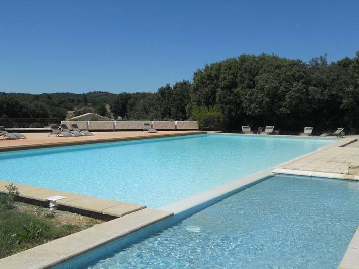 Gîte pour 6 personnes, avec vue et piscine ainsi que bassin pour enfant et jardin, animaux acceptés à Mollans-sur-Ouvèze - 2