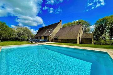 Cottage pour 30 personnes, avec jardin, animaux acceptés dans Choue