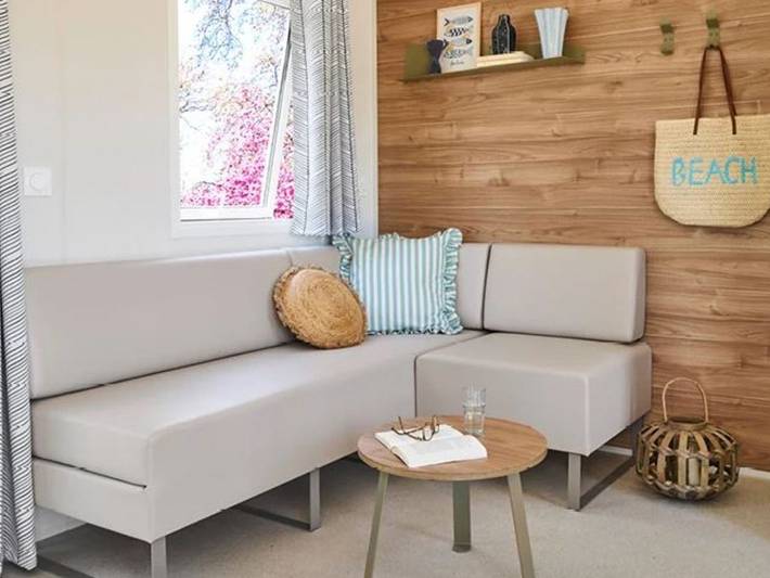 Mobil home pour 6 personnes, avec terrasse, animaux acceptés à Savignac-les-Ormeaux - 2