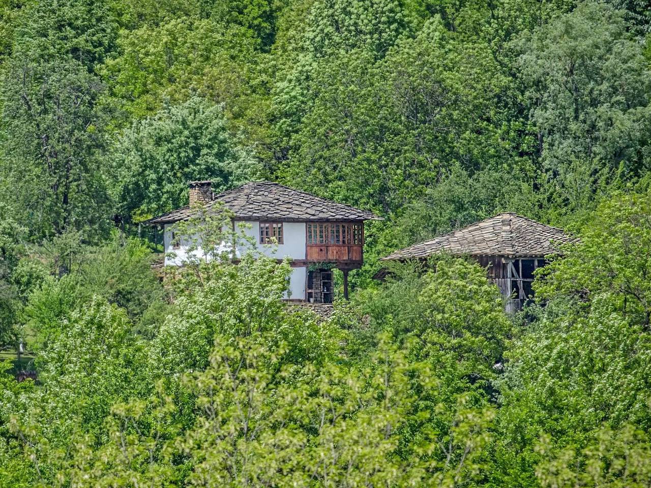 Authentisches Haus mit Bergblick - Karashka in Balkangebirge