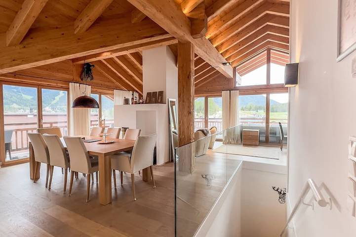 Chalet für 6 Personen, mit Balkon und Sauna sowie Pool und Whirlpool in Seefeld in Tirol