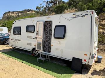 Gîte pour 3 personnes, avec jardin et vue dans Aroeira