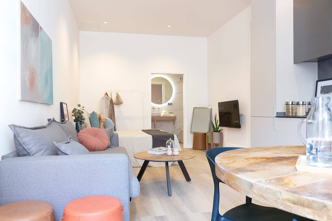 Studio entier, Vlc Host - Cubells A in Valence (Espagne), Costa de Valencia