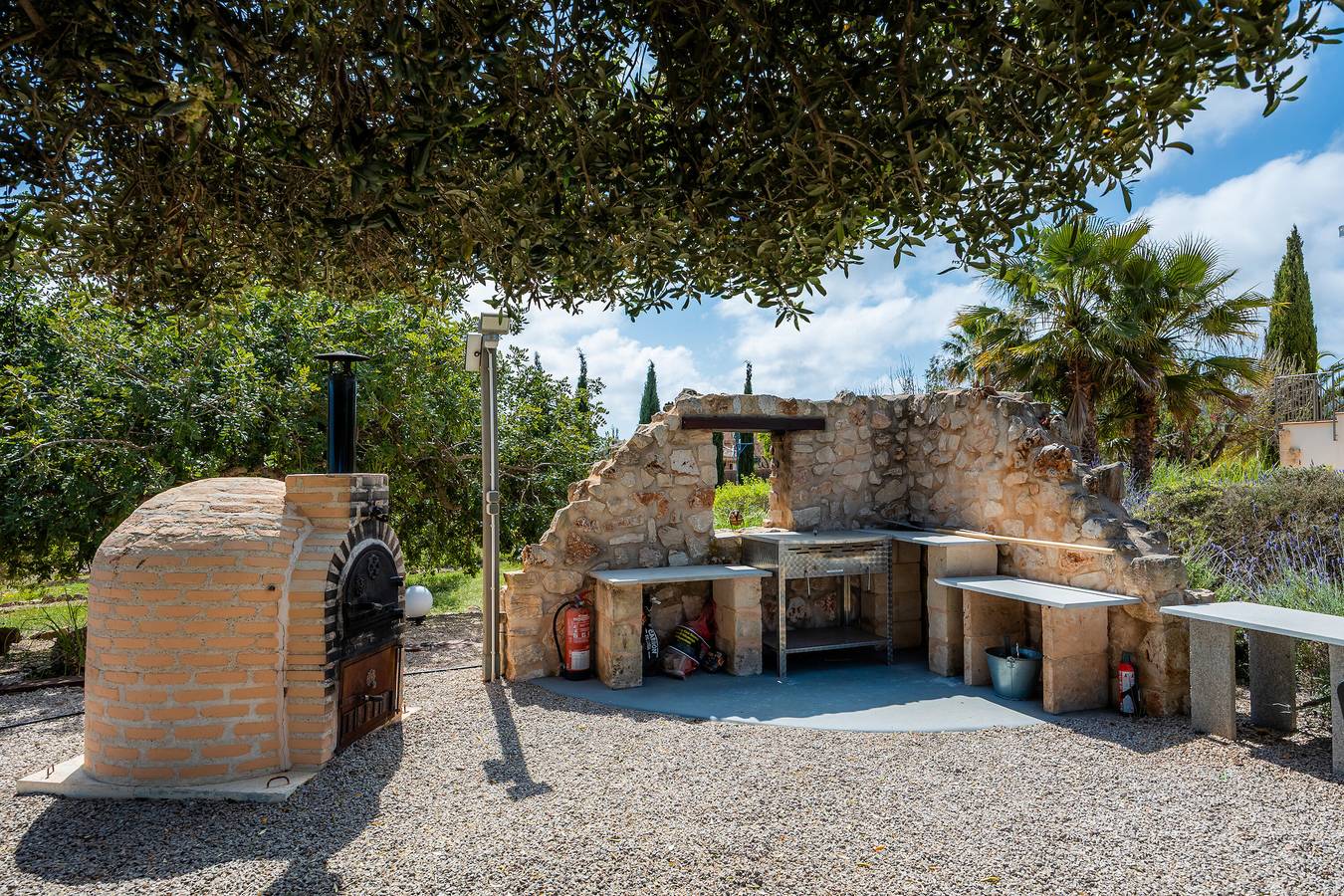 Maison de campagne "Siesta Del Sol" avec piscine privée, terrasse privée et Wi-Fi in Manacor, Majorque de l'Est