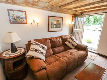Holiday Home for 2 People in Lincolnshire Wolds AONB, Midlands, Photo 2
