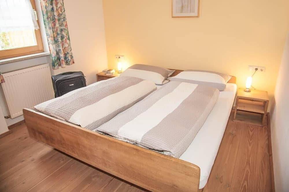 Ganze Wohnung, Gemütliches Feriendomizil (45 m2) im Bayerischen Wald mit Streichelzoo in Röhrnbach, Ostbayern