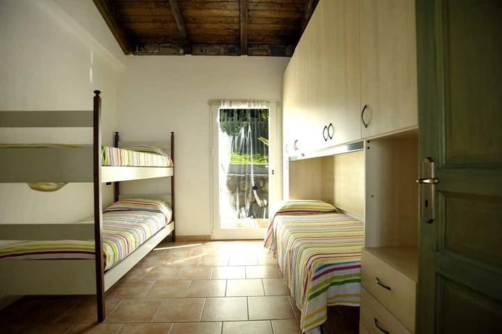 Gîte pour 5 personnes, avec piscine ainsi que jacuzzi et jardin à Pompeiana - 4